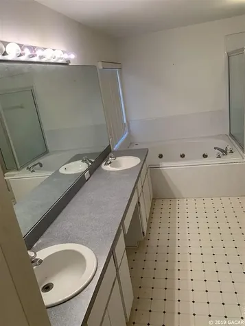 1429 NW 98th Terrace Gainesville FL 32606