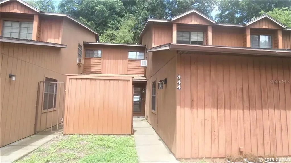 844 SW 57th Terrace Gainesville FL 32607