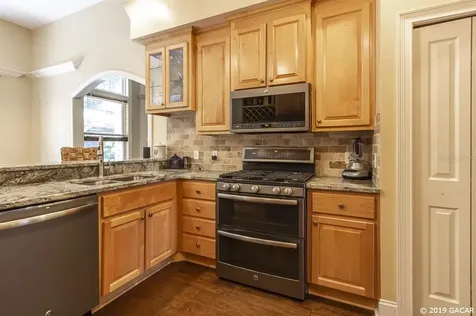 13246 SW 1st Place Newberry FL 32669