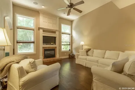 13246 SW 1st Place Newberry FL 32669