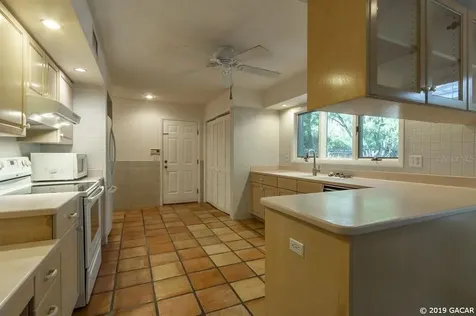 6405 NW 16th Place Gainesville FL 32605