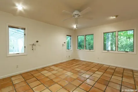 6405 NW 16th Place Gainesville FL 32605