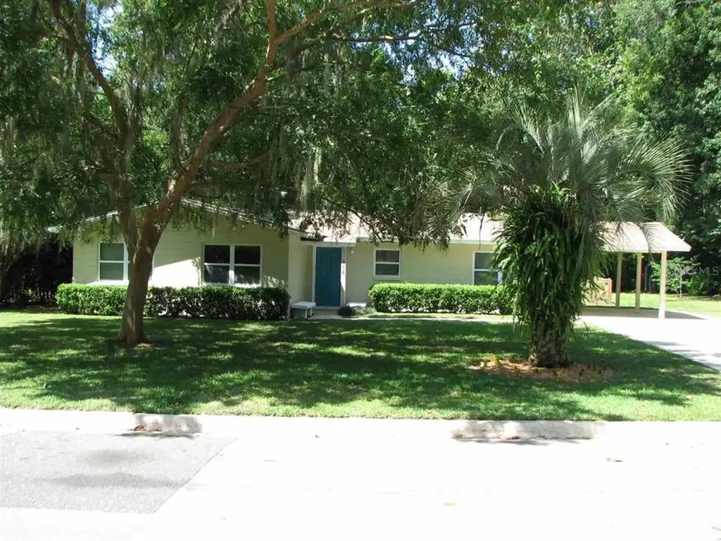 936 NW 40th Terrace Gainesville FL 32605
