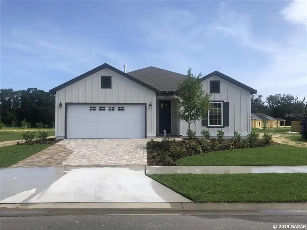 13512 NW 11th Place Newberry FL 32669