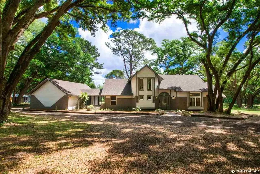 16018 SW 15th Avenue Newberry FL 32669