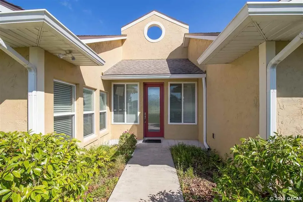 17514 NW 256th Street High Springs FL 32643