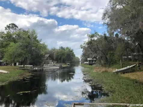 6128 Island Road Melrose FL 32666