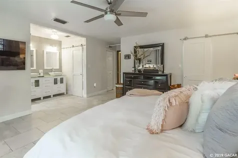 7516 SW 36th Avenue Gainesville FL 32608