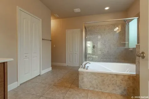8141 NW 52nd Street Gainesville FL 32653