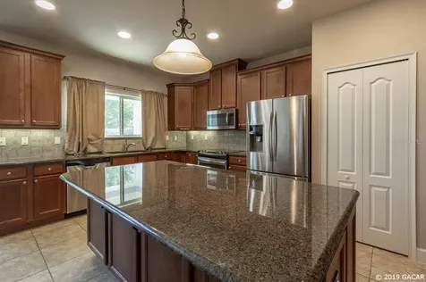 8141 NW 52nd Street Gainesville FL 32653