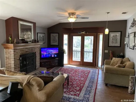 588 SE 4th Avenue Melrose FL 32666