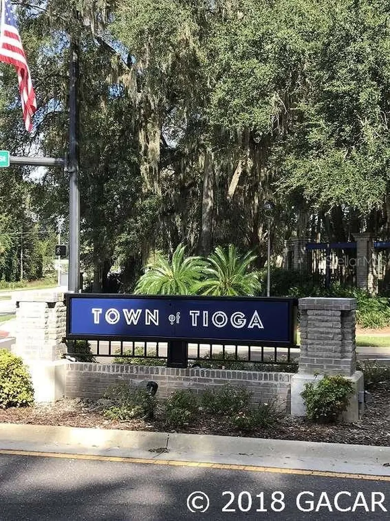 13180 SW 9th Road Newberry FL 32669