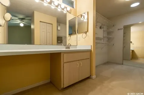 2438 NW 52nd Avenue Gainesville FL 32605