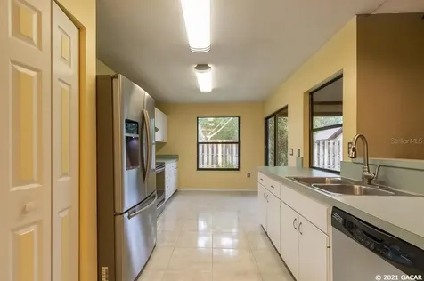 2438 NW 52nd Avenue Gainesville FL 32605