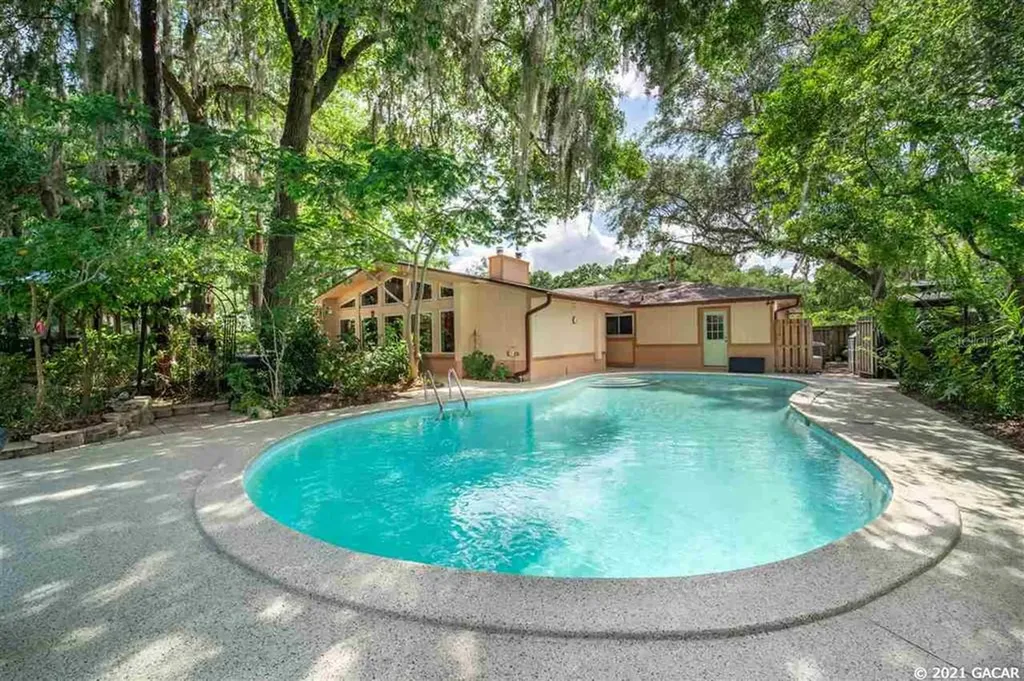 2211 NW 46th Street Gainesville FL 32605