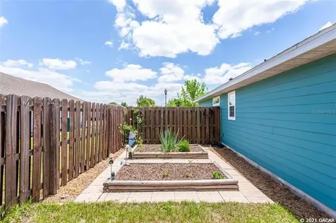 25676 NW 10th Avenue Newberry FL 32669
