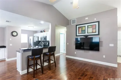 25676 NW 10th Avenue Newberry FL 32669