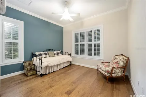8713 SW 38th Avenue Gainesville FL 32608