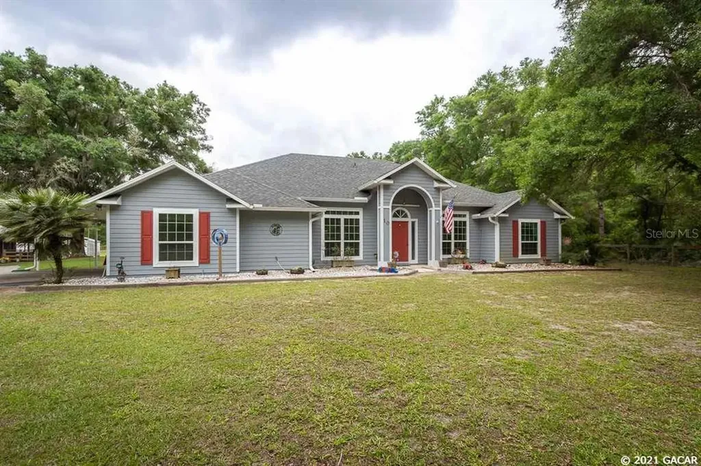 10 NE Ishie Avenue Bronson FL 32621