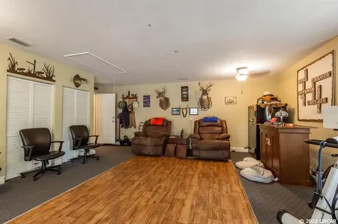 10 NE Ishie Avenue Bronson FL 32621