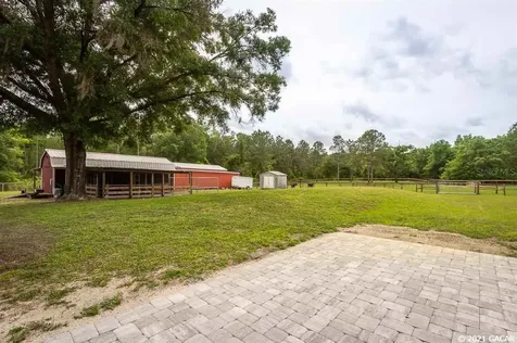 10 NE Ishie Avenue Bronson FL 32621