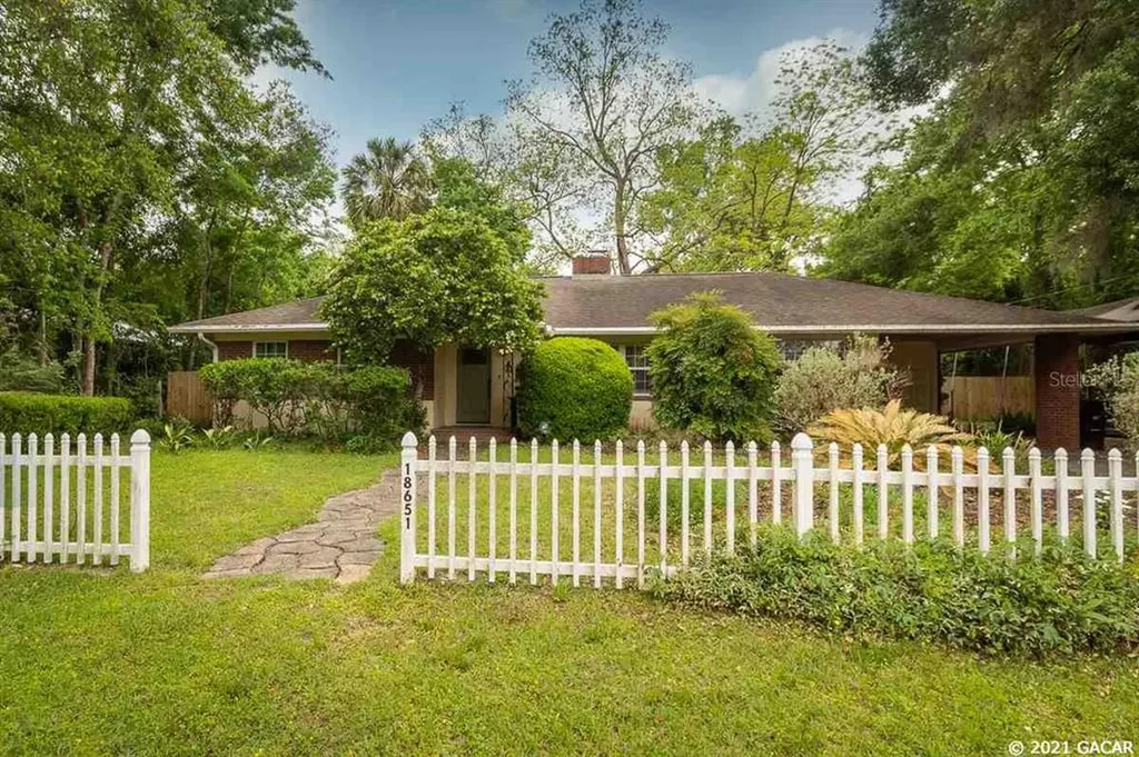 18651 NW 235th Street High Springs FL 32643
