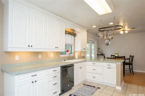 2725 NW 47th Avenue Gainesville FL 32605