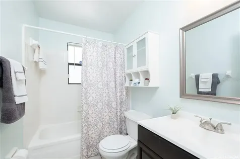 2725 NW 47th Avenue Gainesville FL 32605
