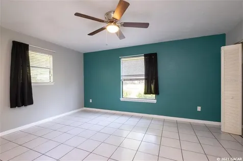 2725 NW 47th Avenue Gainesville FL 32605