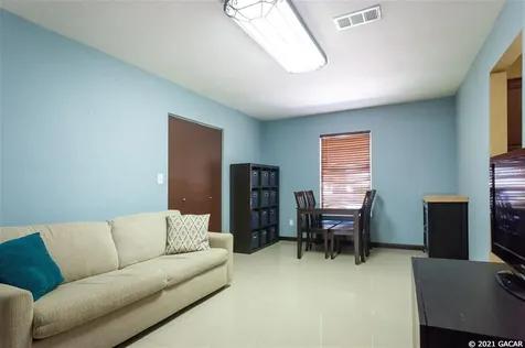 5525 NW 23rd Terrace Gainesville FL 32653