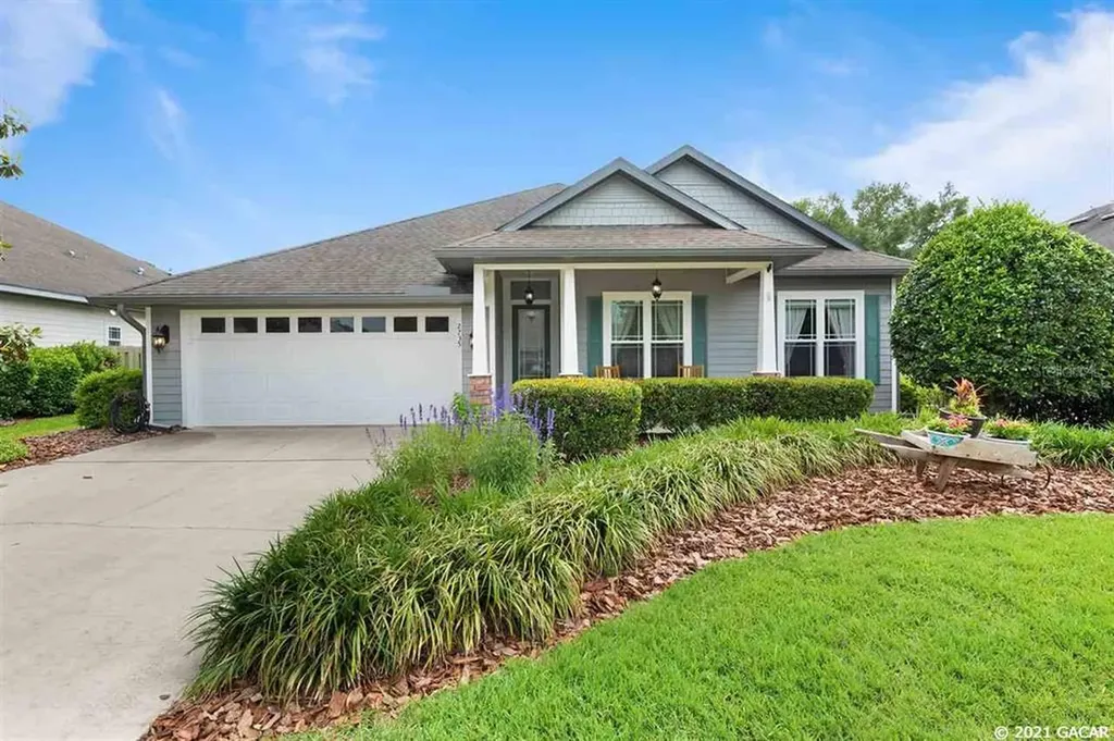 2735 NW 147th Street Newberry FL 32669