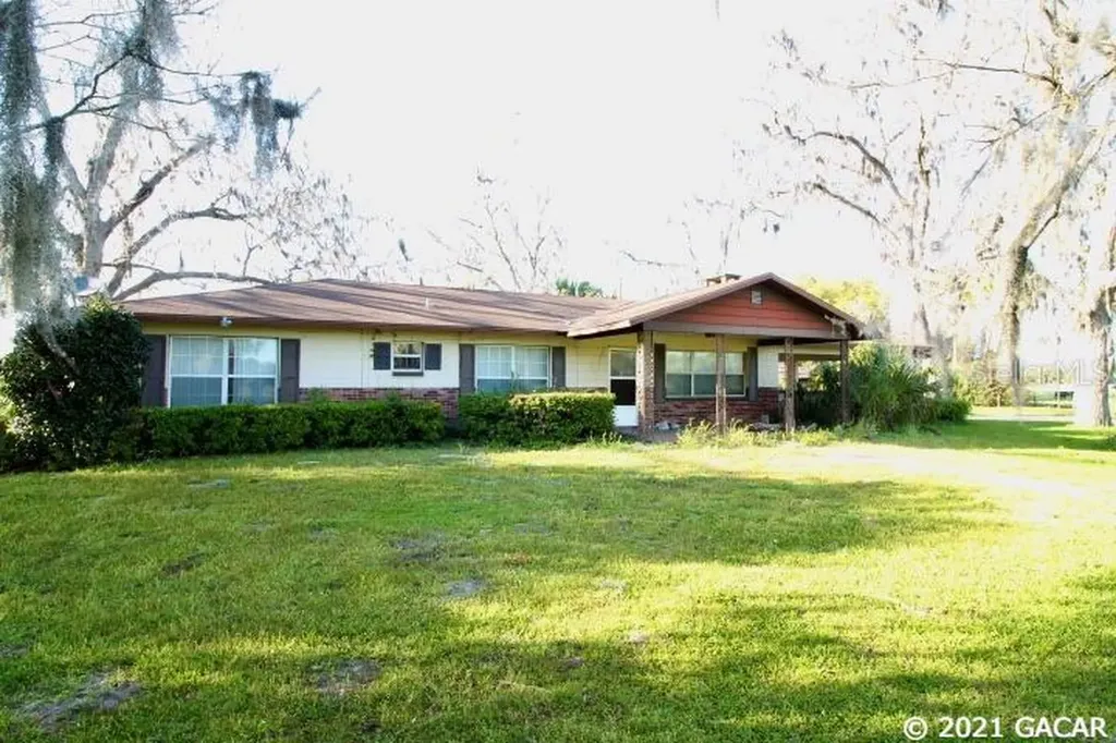 1470 SE 97th Trail Trenton FL 32693
