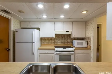 4725 NW 37th Place Gainesville FL 32606