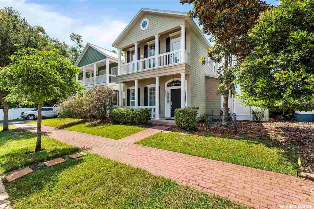 4921 NW 11th Place Gainesville FL 32605