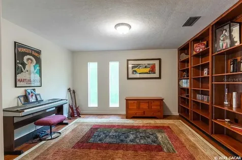 10826 NW 15th Place Gainesville FL 32606