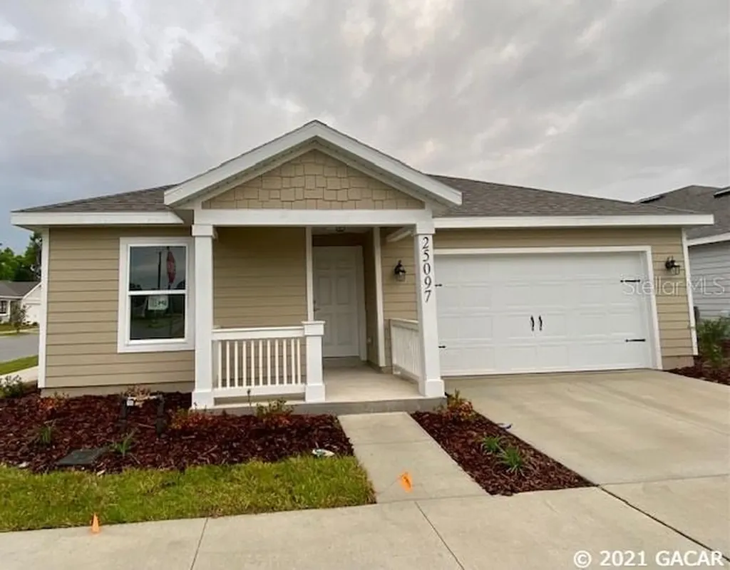 25097 SW 11th Court Newberry FL 32669