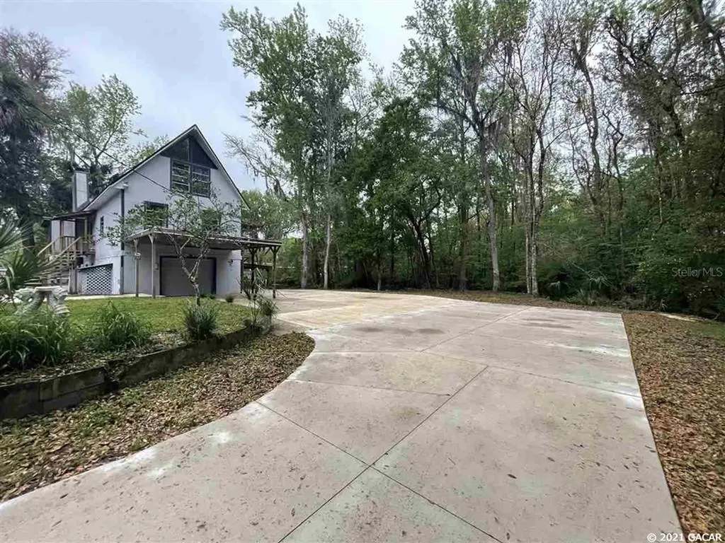 163 Payne Road Satsuma FL 32189