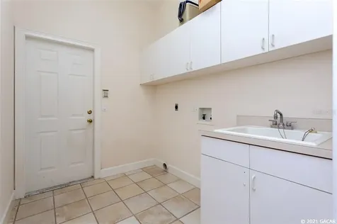 5126 NW 62nd Street Gainesville FL 32653