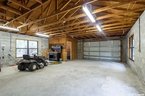 15131 NW 232nd Street High Springs FL 32643
