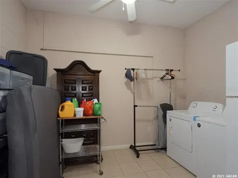 2051 NW 7th Place Gainesville FL 32603