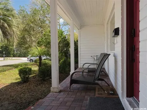 2051 NW 7th Place Gainesville FL 32603