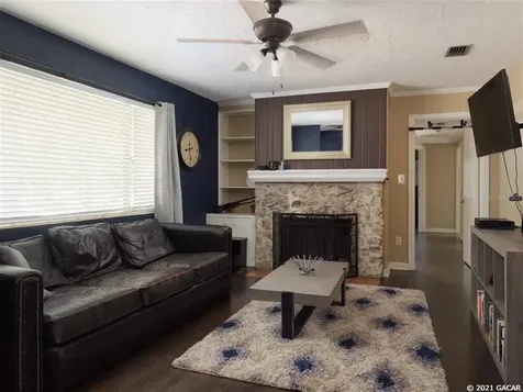 2051 NW 7th Place Gainesville FL 32603