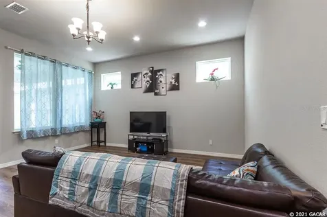 6549 SW 74 Drive Gainesville FL 32608