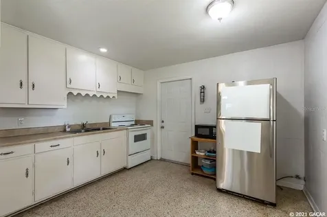 1948 NW 35th Avenue Gainesville FL 32605