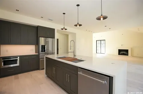 3936 SW 69th Avenue Gainesville FL 32608