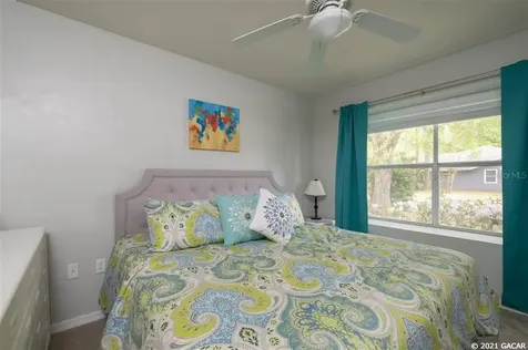 2319 NW 44th Place Gainesville FL 32605