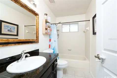 2319 NW 44th Place Gainesville FL 32605