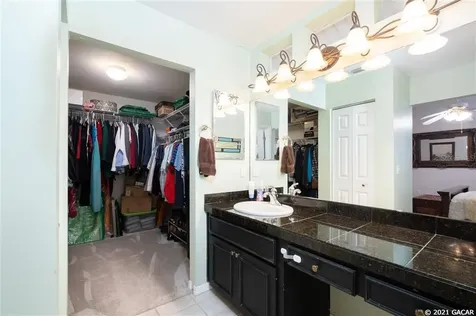 2319 NW 44th Place Gainesville FL 32605