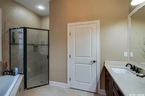 11234 NW 18th Road Gainesville FL 32606