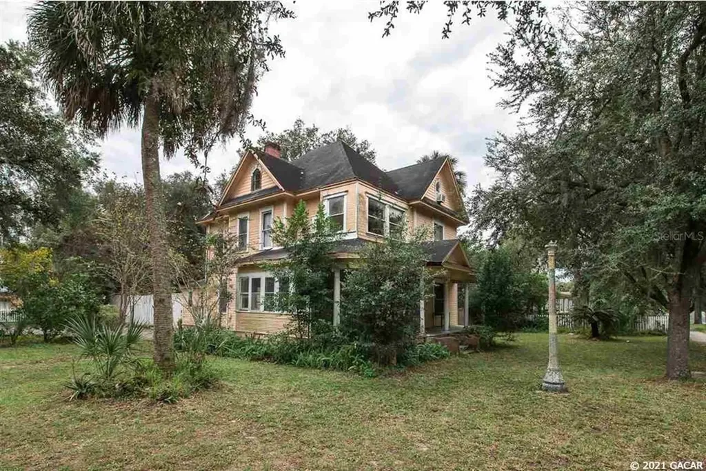 735 E University Avenue Gainesville FL 32601